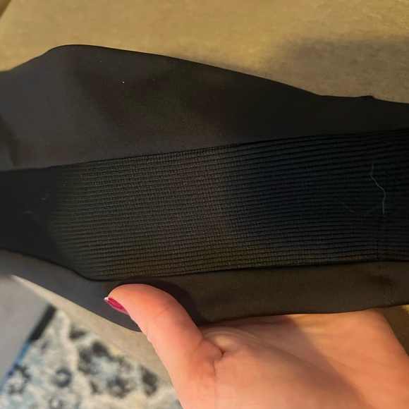 Puma women’s leggings, size medium, worn once - Picture 2 of 5